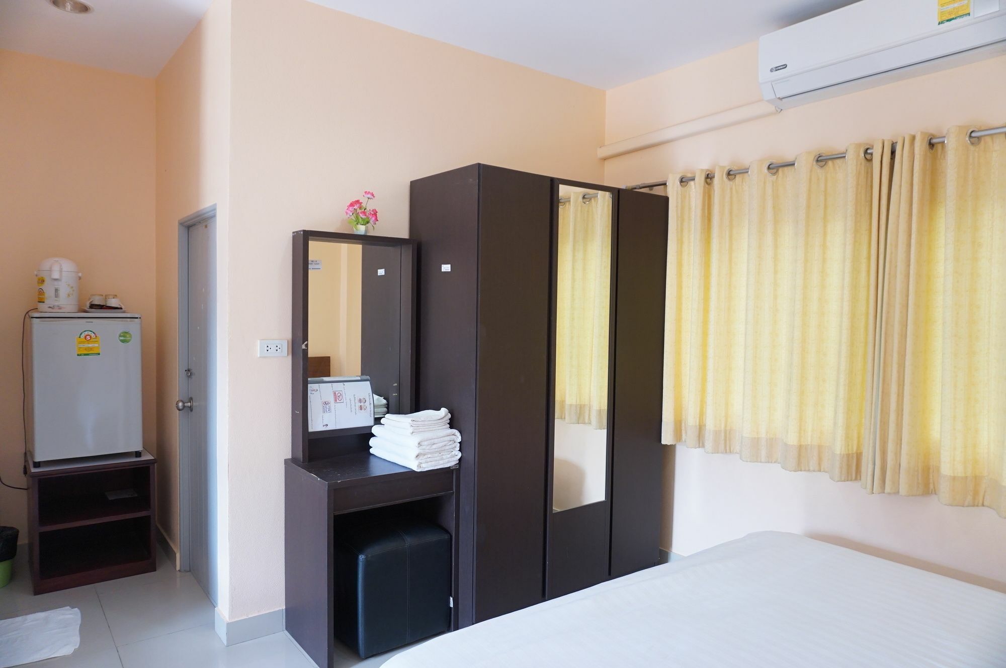 Jirasin Hotel & Apartment Ranong Luaran gambar
